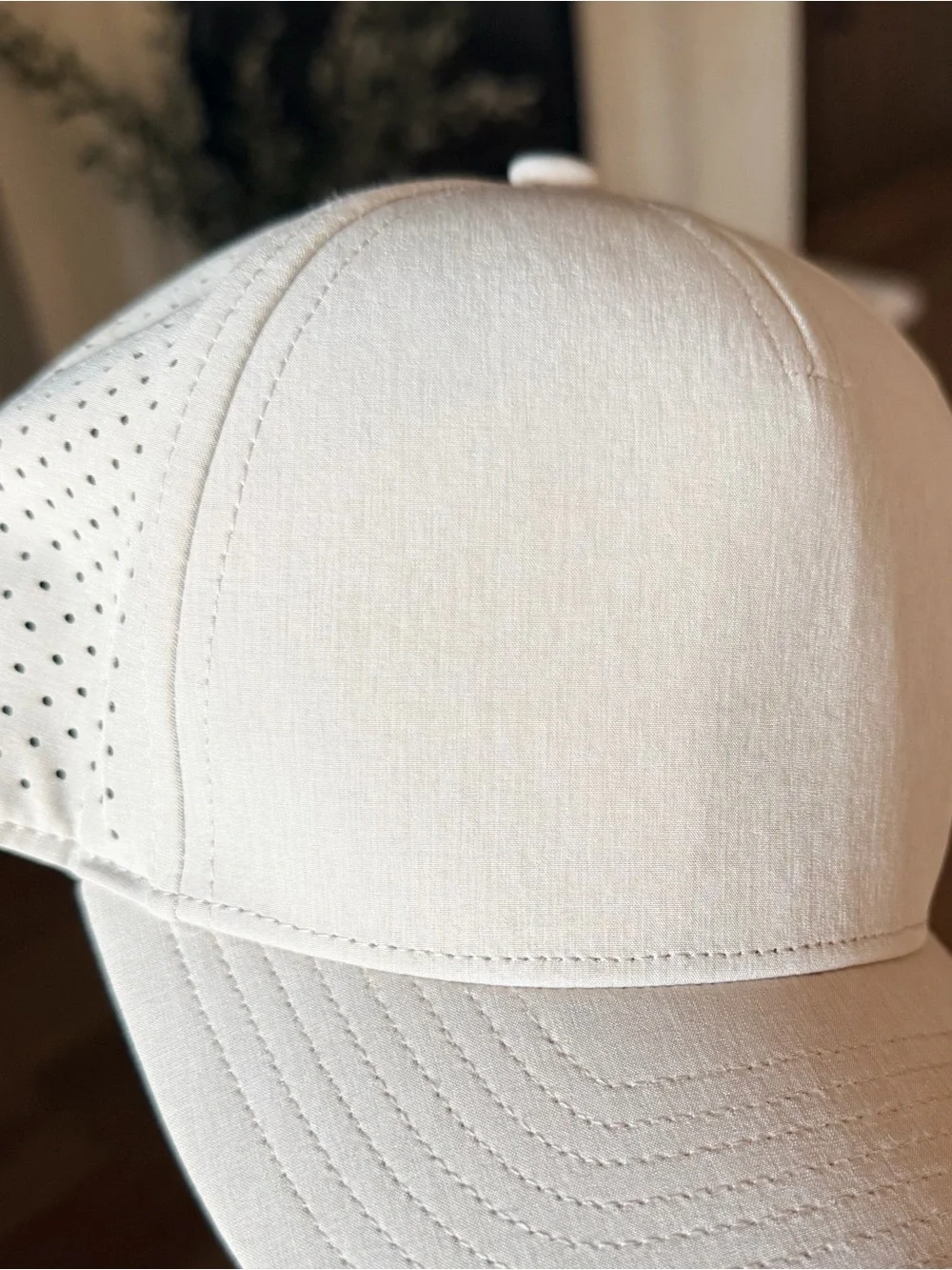 Neutral Unisex Vuori - V1 Water Tech Baseball Cap